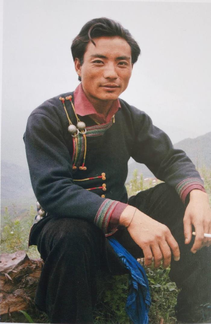 大小涼山男子